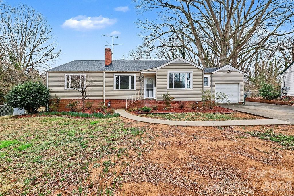 225 Valleyview Place, Salisbury, NC 28144