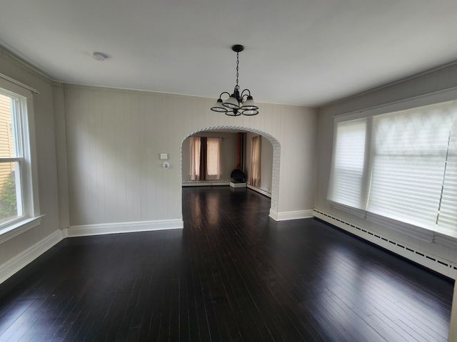 824 Hickory Street, Waukegan, IL 60085