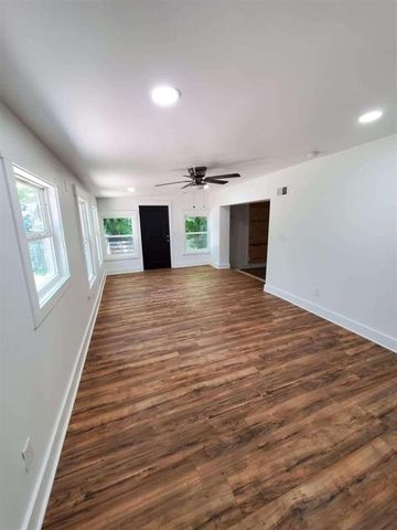 2802 Palm Drive, East Point, GA 30344