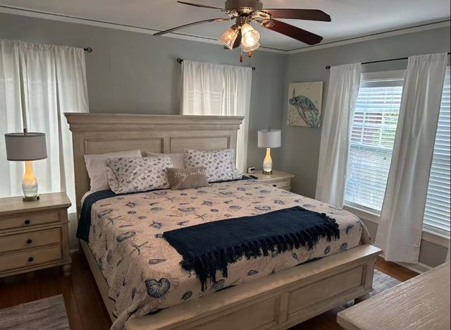 4723 Avenue S, Galveston, TX 77551