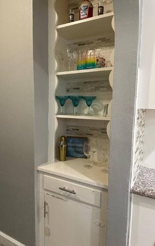 4723 Avenue S, Galveston, TX 77551