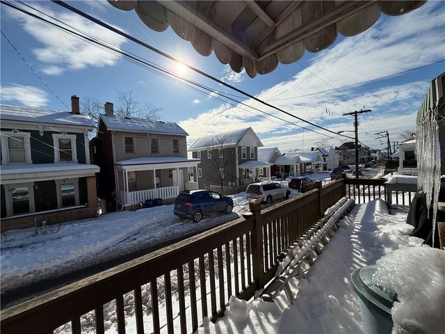 715 Eureka St, Allentown, PA 15210