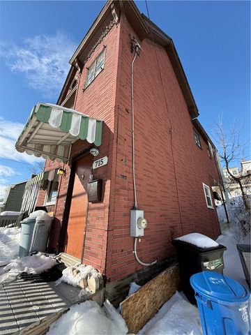 715 Eureka St, Allentown, PA 15210