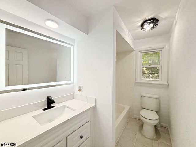 76 Statesville Quarry Rd, Lafayette Twp., NJ 07848