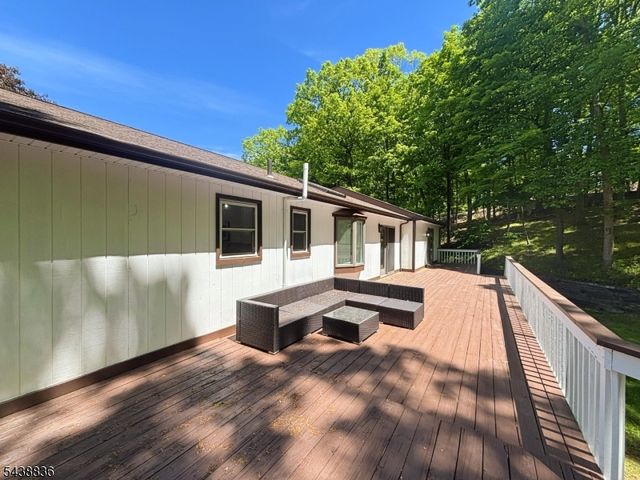 76 Statesville Quarry Rd, Lafayette Twp., NJ 07848