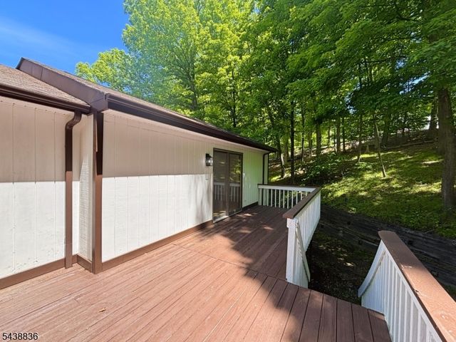 76 Statesville Quarry Rd, Lafayette Twp., NJ 07848