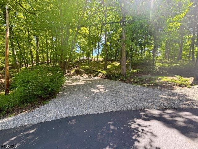 76 Statesville Quarry Rd, Lafayette Twp., NJ 07848