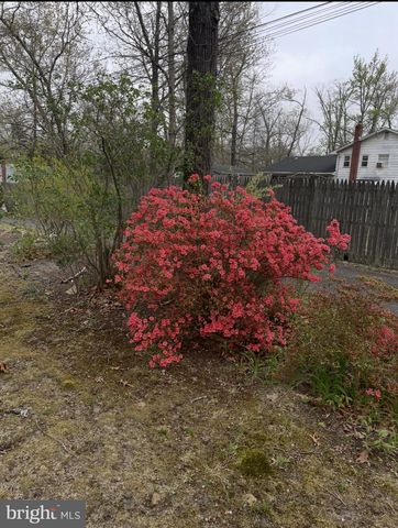 8 E FOREST GLEN DR, Millville, NJ 08332