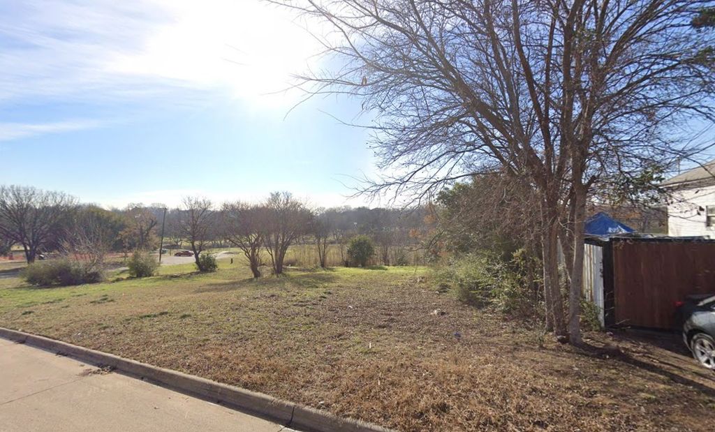 1640 E Terrell Avenue, Fort Worth, TX 76104 — exterior