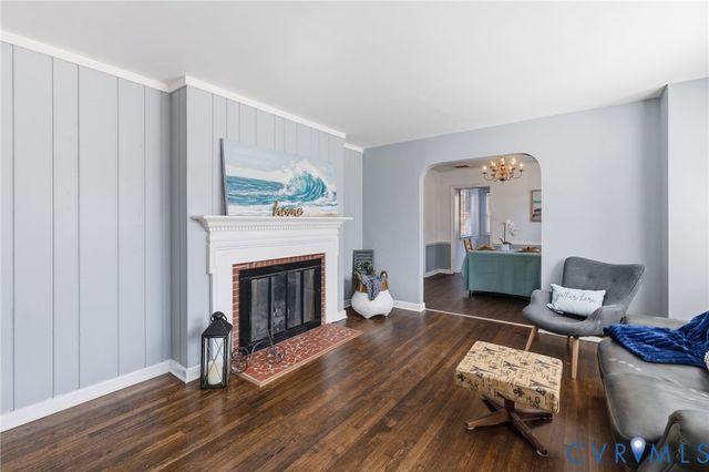 219 Stuttaford Dr, Sandston, VA 23150