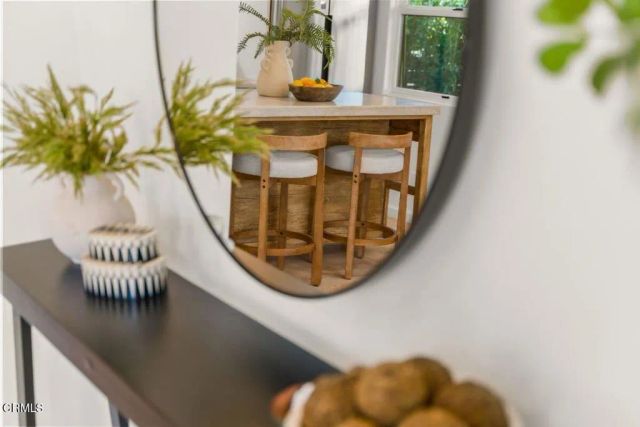 242 E Mcfarlane Drive, Ventura, CA 93001