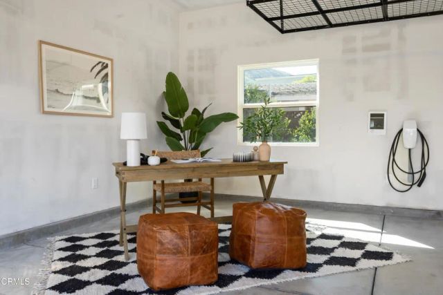 242 E Mcfarlane Drive, Ventura, CA 93001