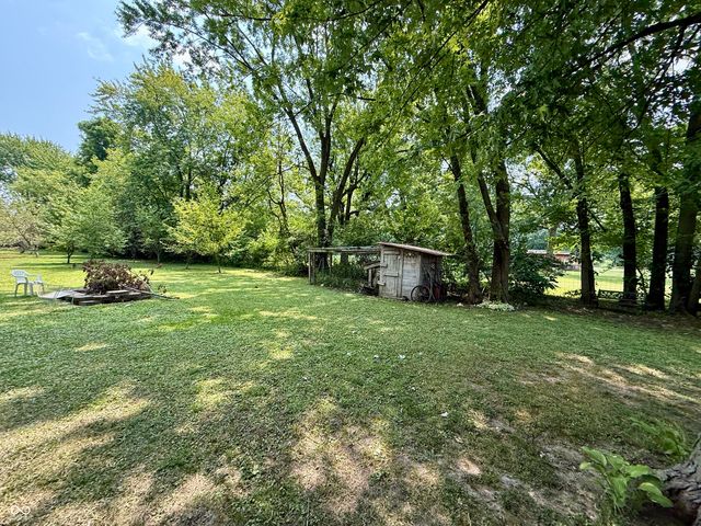 5028 Columbus Avenue, Anderson, IN 46013