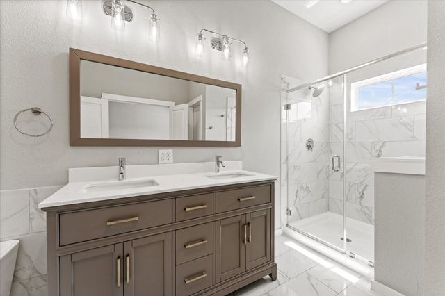 802 Berry Sage Lane, Houston, TX 77022