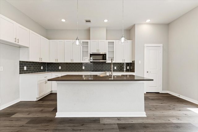 802 Berry Sage Lane, Houston, TX 77022