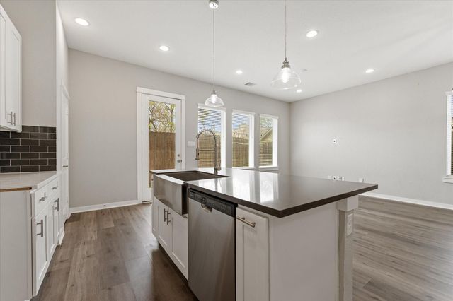 802 Berry Sage Lane, Houston, TX 77022