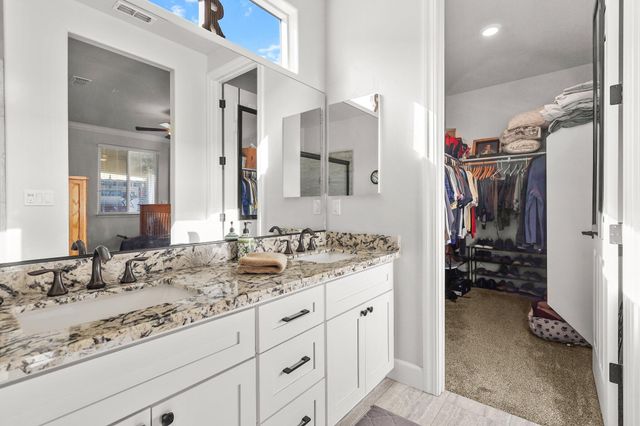 6180 Lucca Trail, Redding, CA 96003