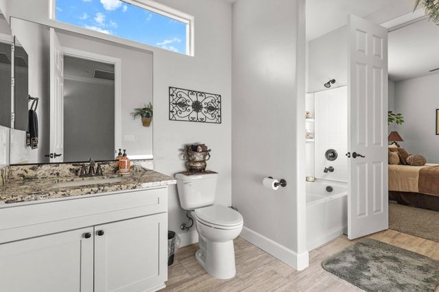 6180 Lucca Trail, Redding, CA 96003