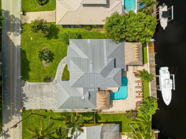 1359 SW Dyer Point Road, Palm City, FL 34990