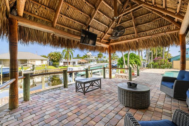 1359 SW Dyer Point Road, Palm City, FL 34990
