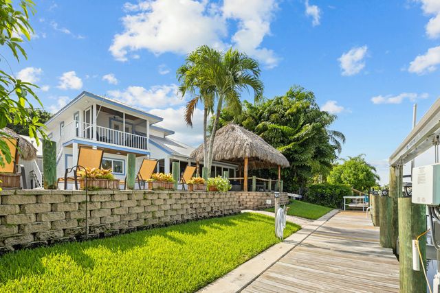 1359 SW Dyer Point Road, Palm City, FL 34990
