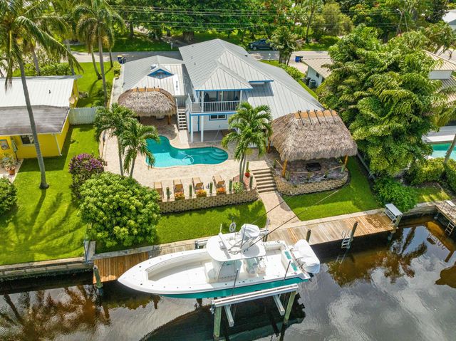 1359 SW Dyer Point Road, Palm City, FL 34990