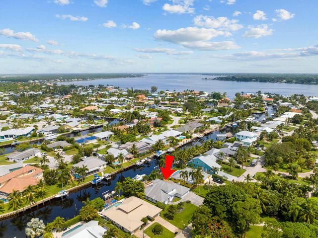 1359 SW Dyer Point Road, Palm City, FL 34990