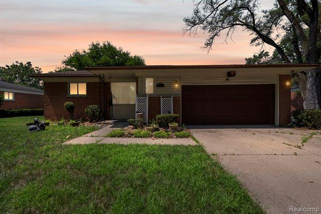 19079 Dorset Street, Southfield, MI 48075