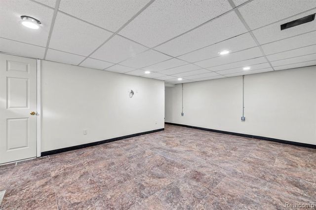 19079 Dorset Street, Southfield, MI 48075