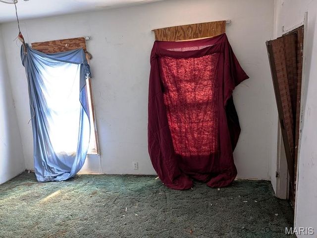 4943 Genevieve Avenue, St Louis, MO 63120