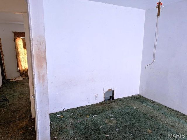 4943 Genevieve Avenue, St Louis, MO 63120