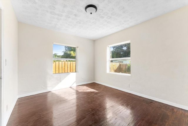 1928 Adams St, Hollywood, FL 33020