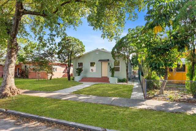 1928 Adams St, Hollywood, FL 33020