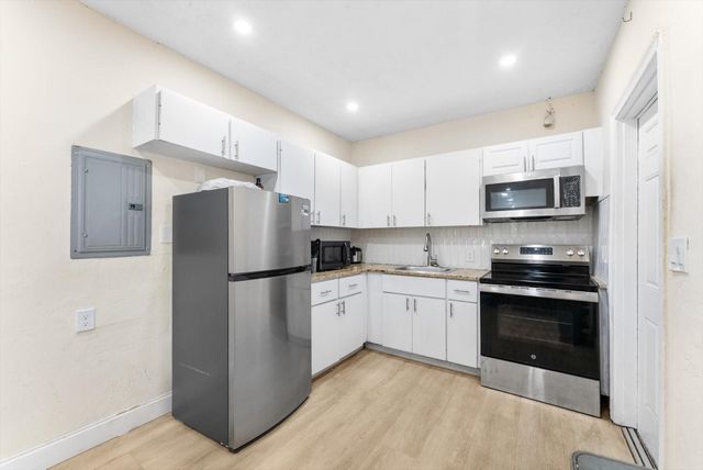 1928 Adams St, Hollywood, FL 33020