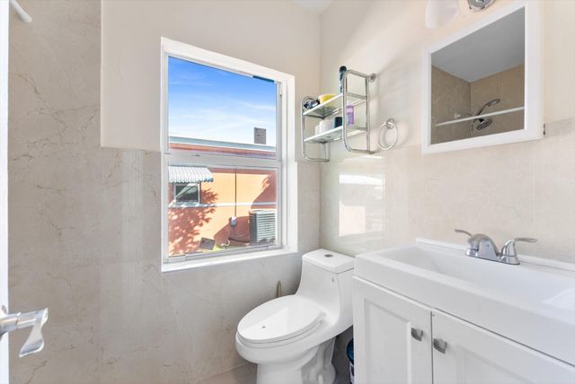 1928 Adams St, Hollywood, FL 33020