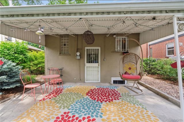2333 N Glencoe Street, Denver, CO 80207