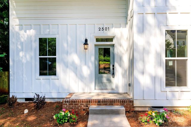 2501 ELON Street, Charlotte, NC 28208