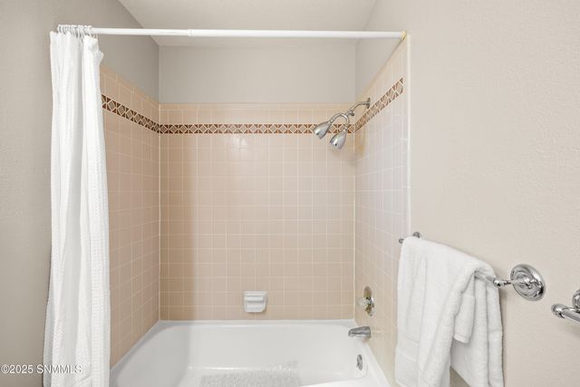 2486 Cheyenne Drive, Las Cruces, NM 88011