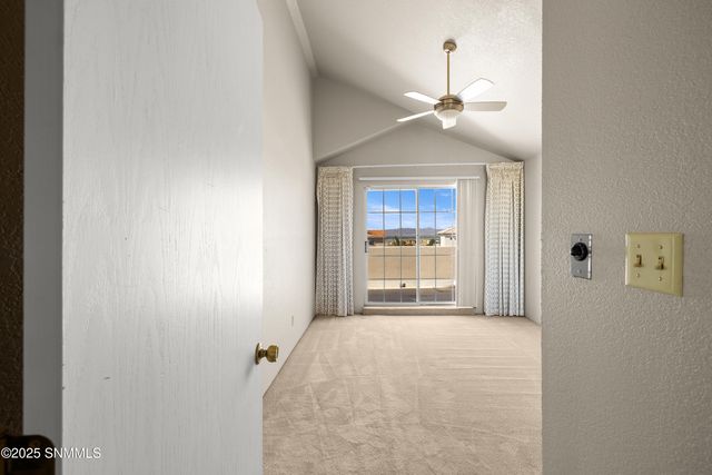 2486 Cheyenne Drive, Las Cruces, NM 88011
