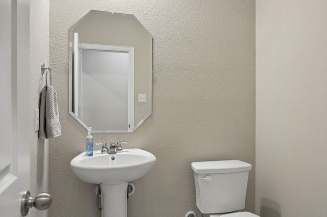 4046 Georges Bend, Crandall, TX 75114
