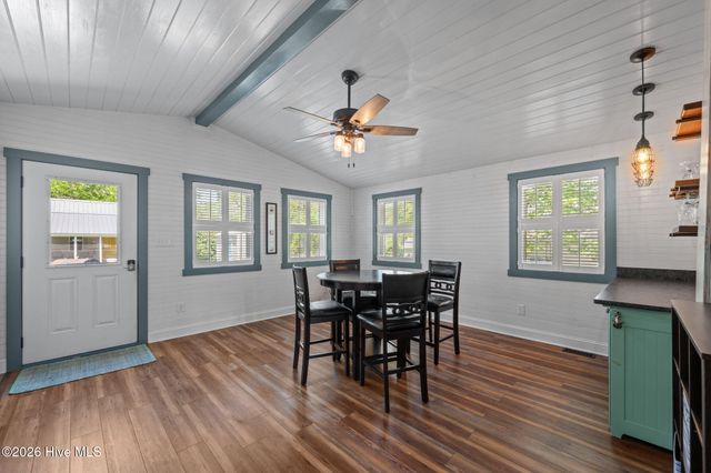 513 Broad Street, Oriental, NC 28571