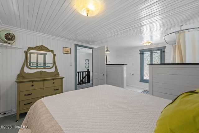 513 Broad Street, Oriental, NC 28571