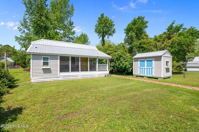 513 Broad Street, Oriental, NC 28571