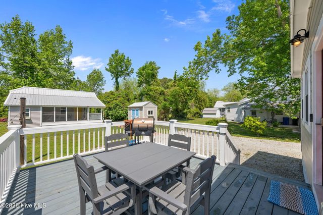 513 Broad Street, Oriental, NC 28571