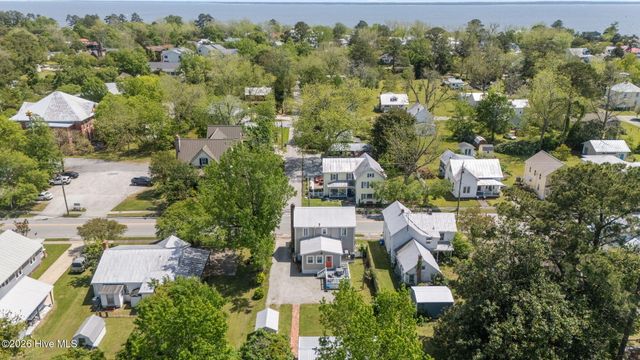 513 Broad Street, Oriental, NC 28571