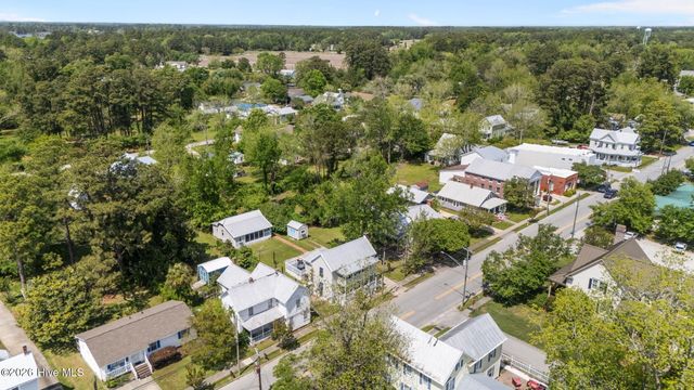 513 Broad Street, Oriental, NC 28571