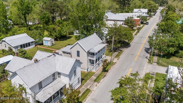 513 Broad Street, Oriental, NC 28571