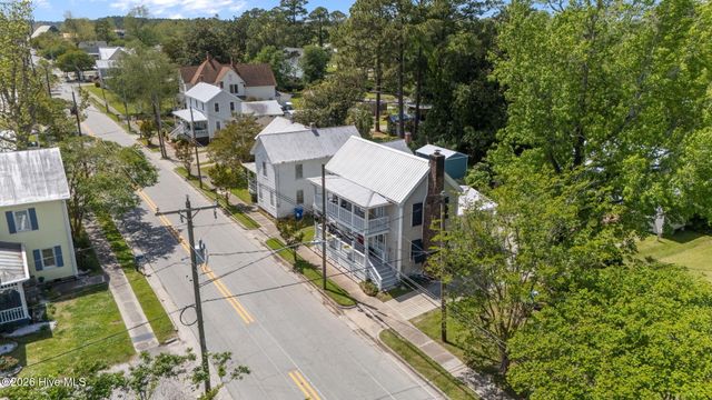 513 Broad Street, Oriental, NC 28571