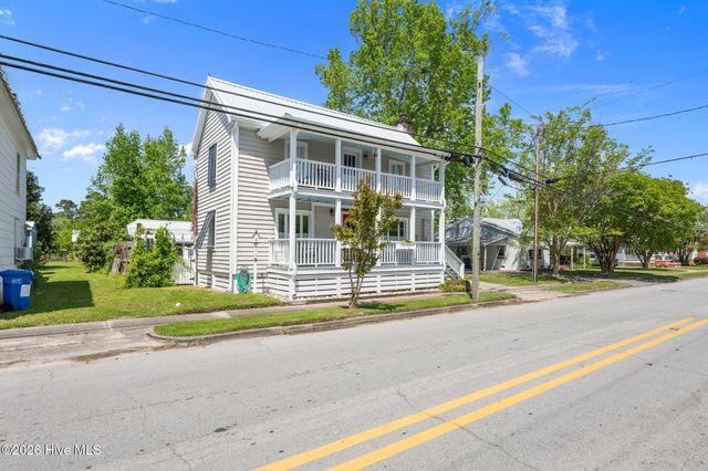 513 Broad Street, Oriental, NC 28571