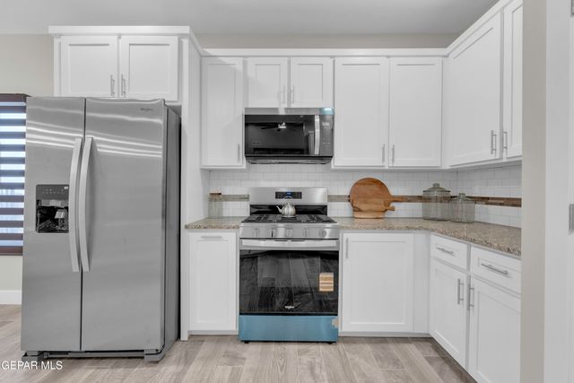 605 San Carlos Court, Fabens, TX 79838